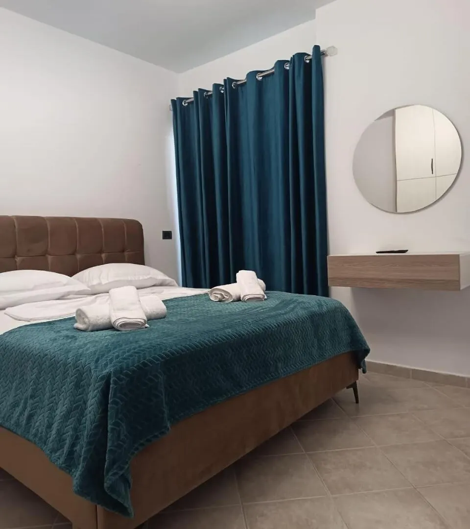 Saranda Xhulial 3 Apartment 0*,  Arnavutluk
