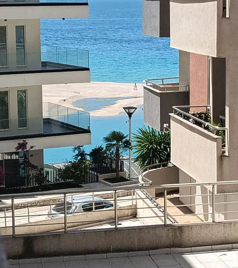 Saranda Xhulial 3 Apartment