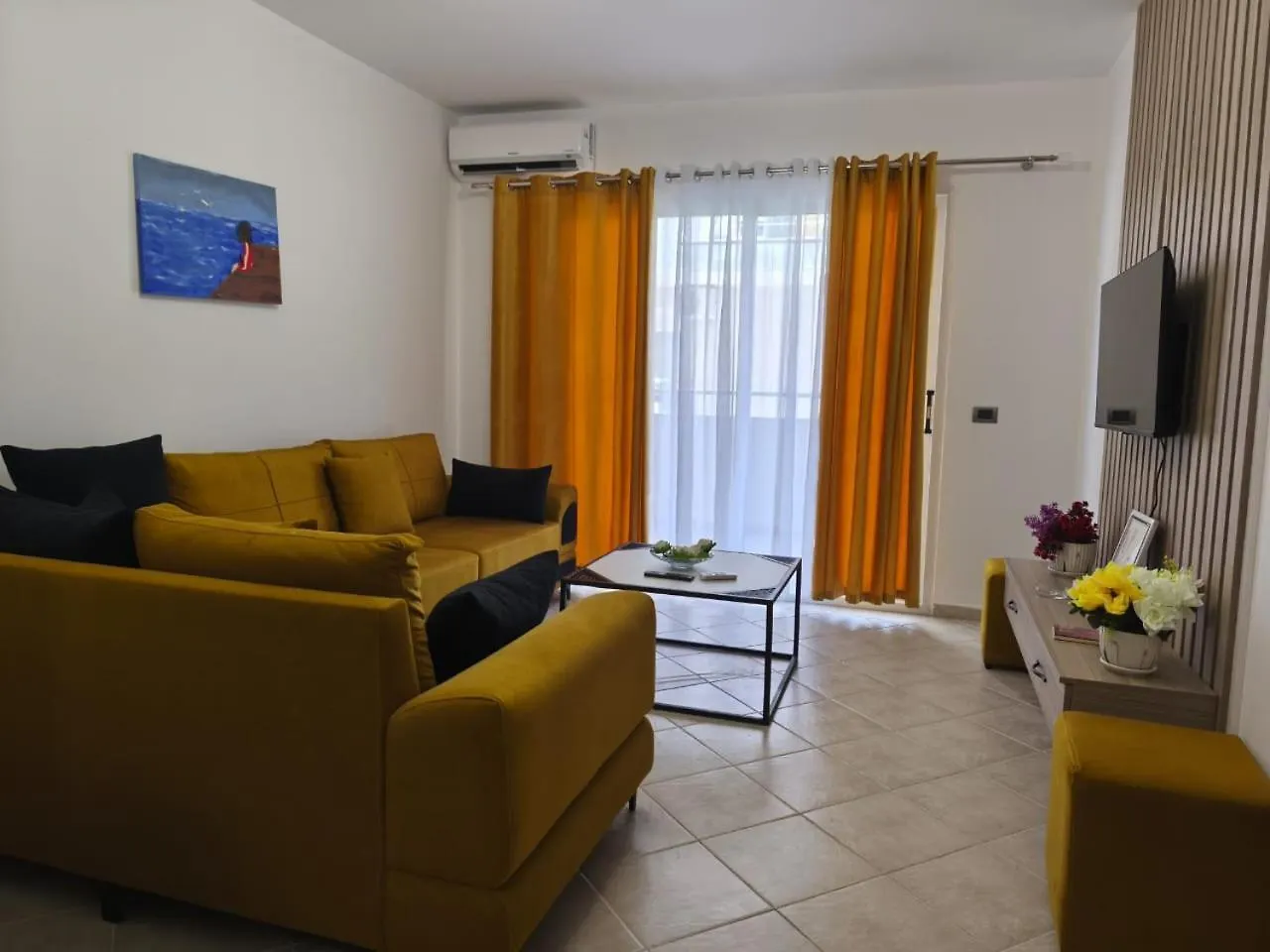 Saranda Xhulial 3 Apartment 0*,  Arnavutluk